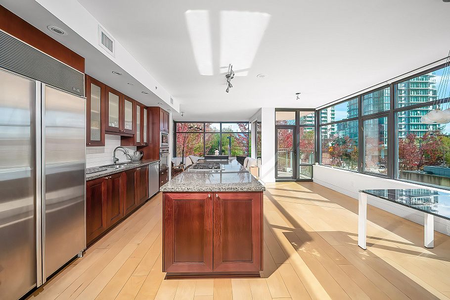 301 1863 Alberni Street Vancouver, BC - 16