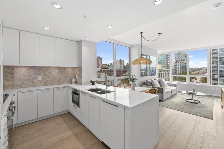 707 118 Carrie Cates Court North Vancouver, BC - 11