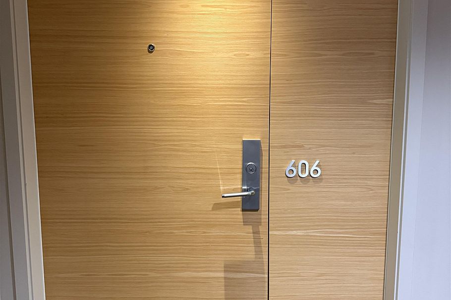 606 5782 Berton Avenue Vancouver, BC - 4