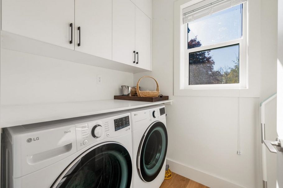 3210 E 62 Avenue Vancouver, BC - 10