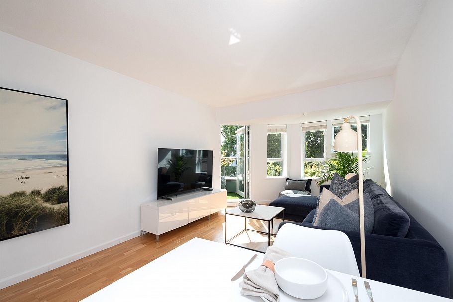 420 3440 W Broadway Vancouver, BC - 4