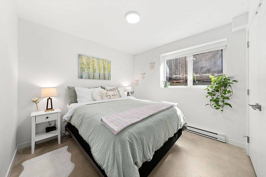 2025 Mackay Avenue North Vancouver, BC - 33