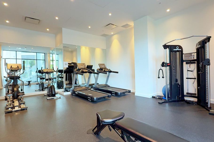 4916 Cambie Street Vancouver, BC - 25