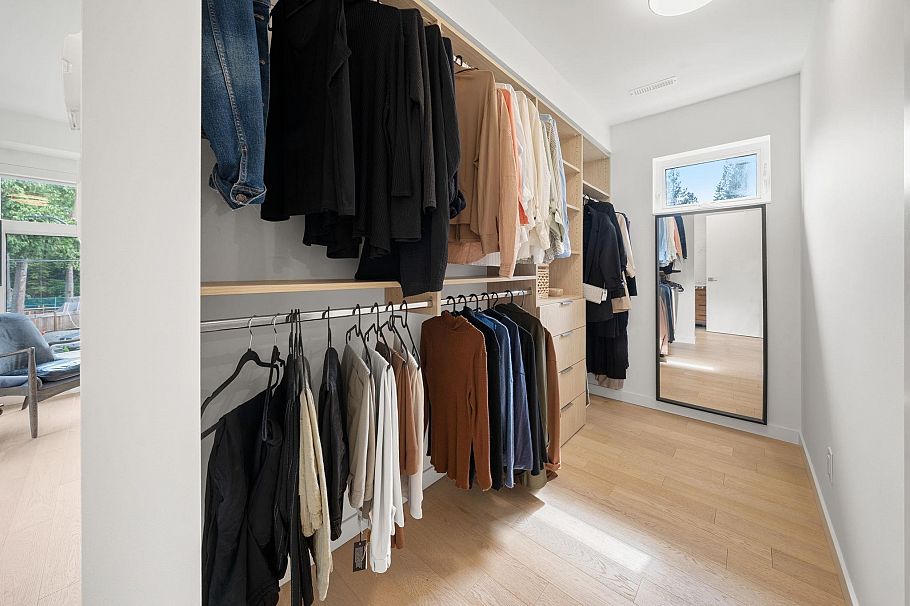 2025 Mackay Avenue North Vancouver, BC - 20