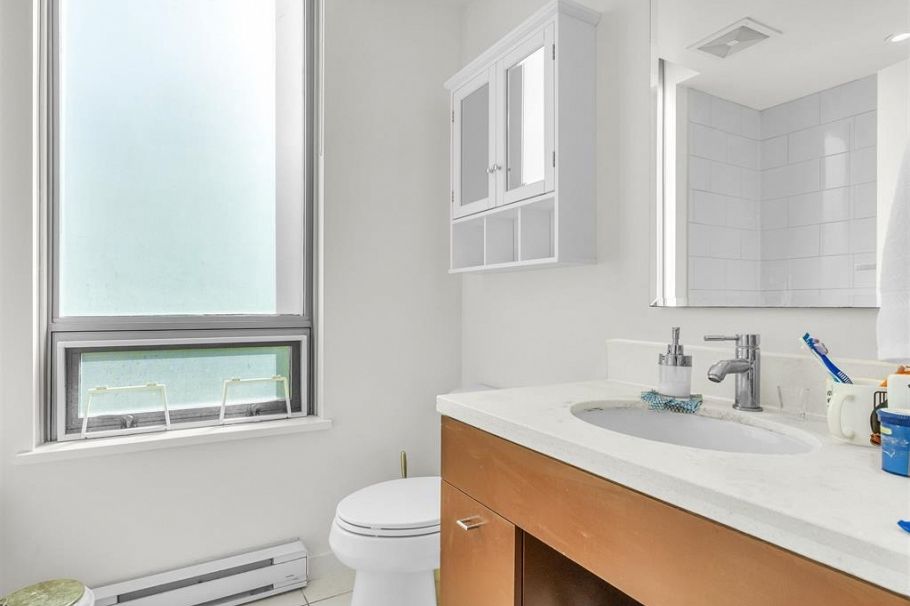 701 1005 Beach Avenue Vancouver, BC - 11