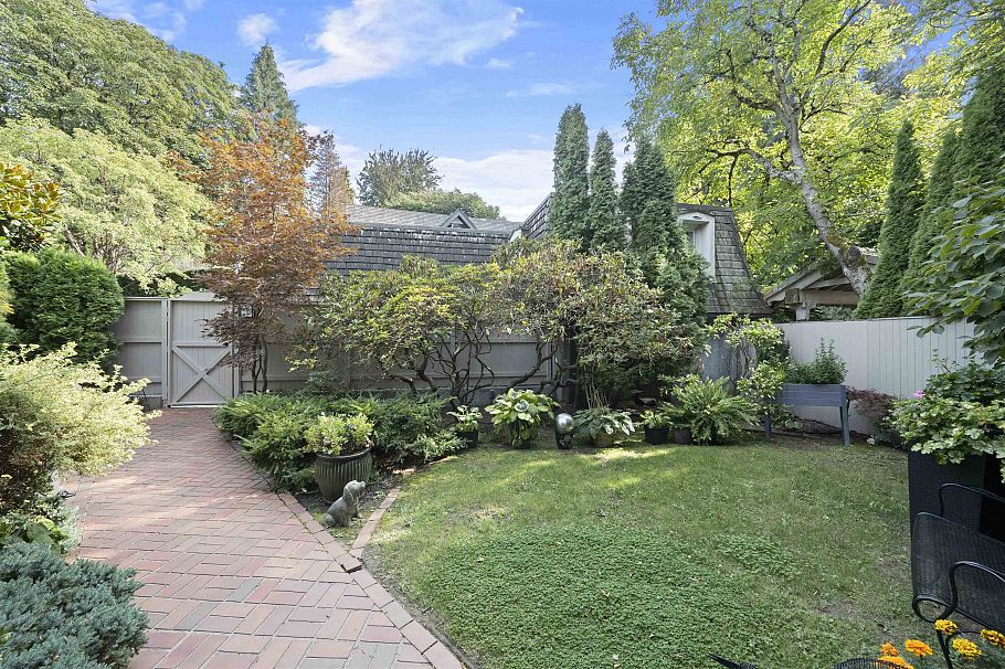 1443 Mcrae Avenue Vancouver, BC - 24