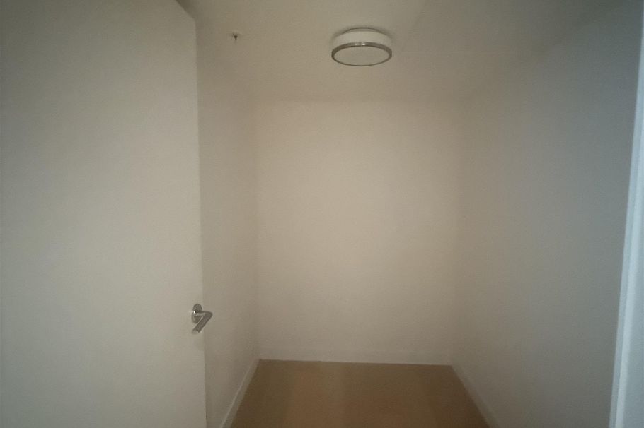 606 5782 Berton Avenue Vancouver, BC - 8