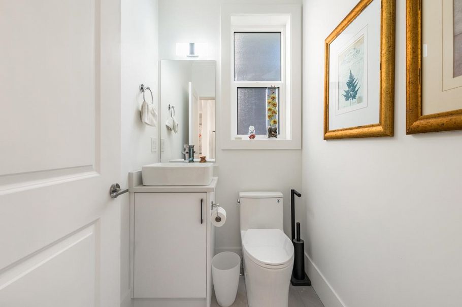 3210 E 62 Avenue Vancouver, BC - 19