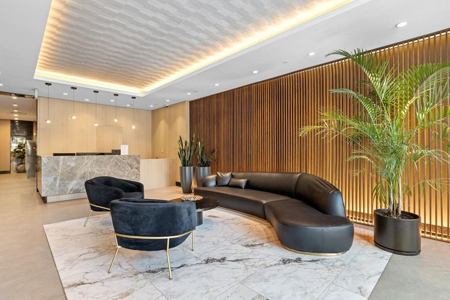 610 125 E 14th Street North Vancouver, BC - 19