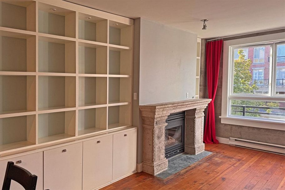 301 1216 Homer Street Vancouver, BC - 3