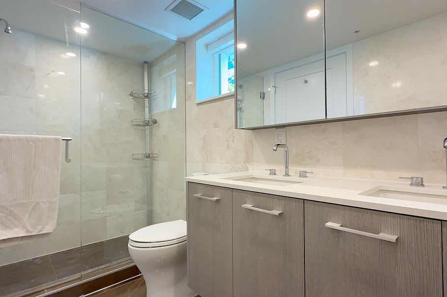 4916 Cambie Street Vancouver, BC - 18