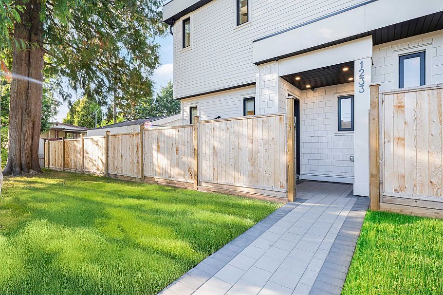 2 1233 E 37th Avenue Vancouver, BC - 30