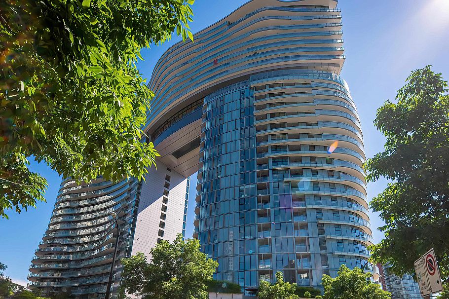 785 87 Nelson Street Vancouver, BC - 2