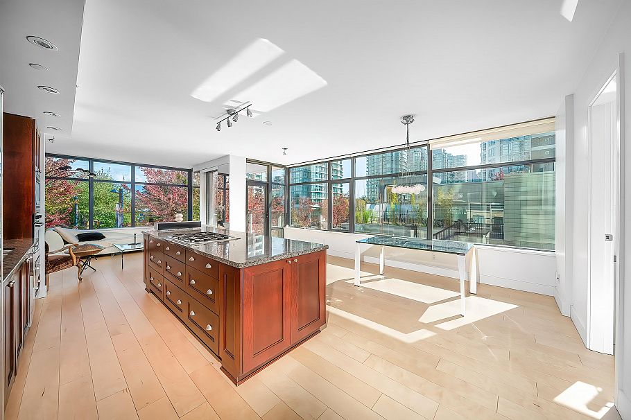 301 1863 Alberni Street Vancouver, BC - 13