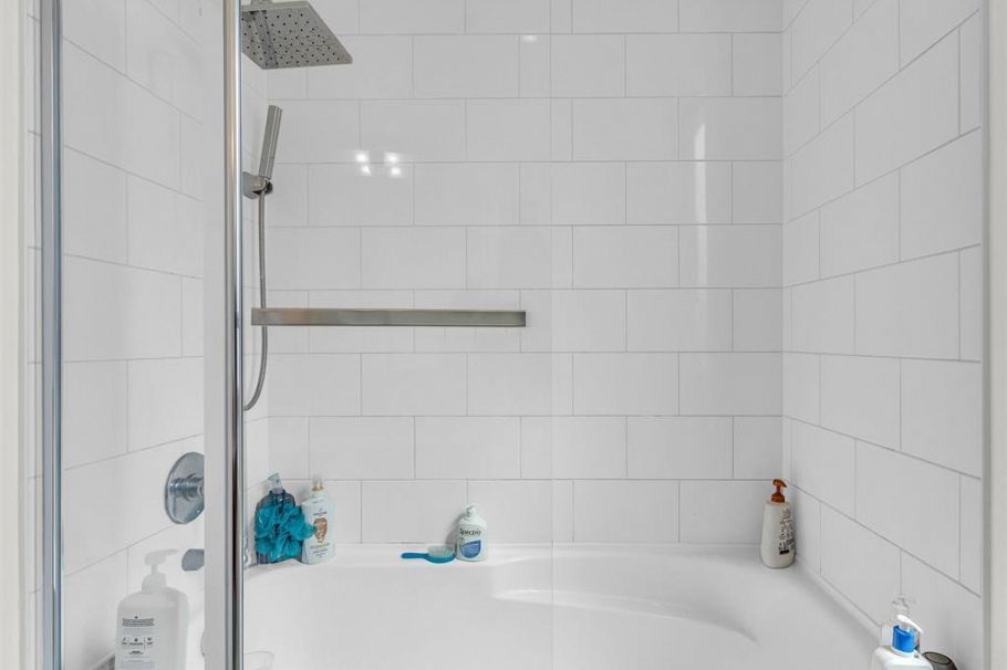 701 1005 Beach Avenue Vancouver, BC - 12