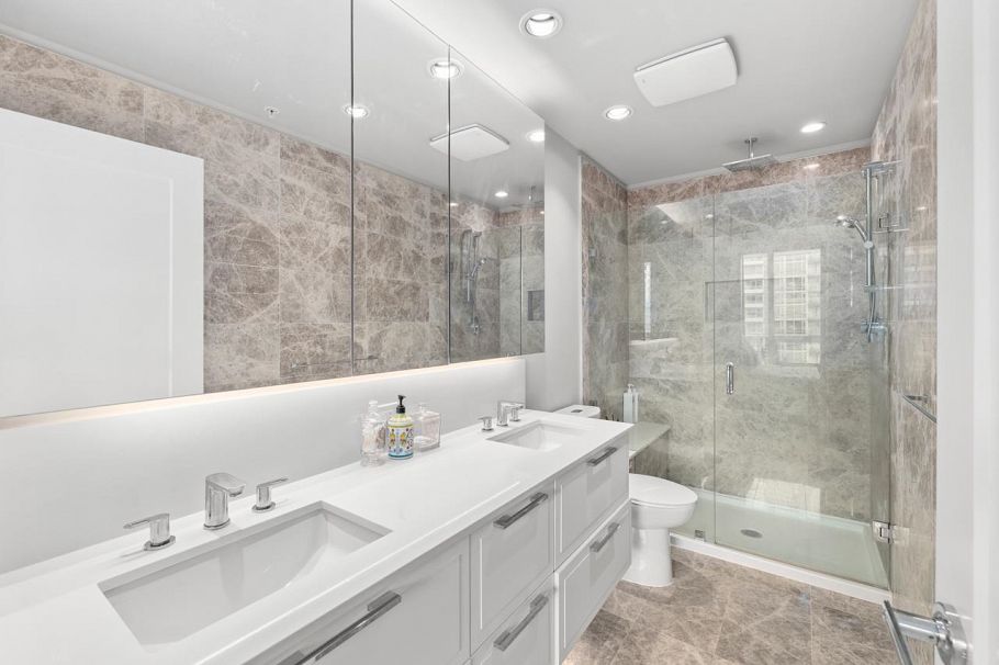 707 118 Carrie Cates Court North Vancouver, BC - 17