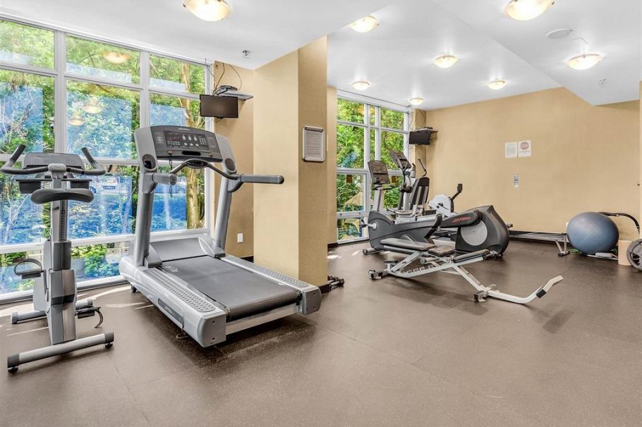 701 1005 Beach Avenue Vancouver, BC - 19