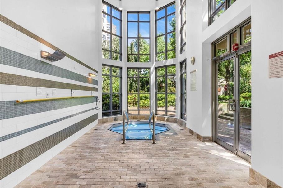 701 1005 Beach Avenue Vancouver, BC - 20