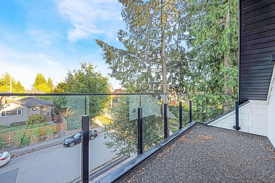 5325 Inverness Street Vancouver, BC - 30