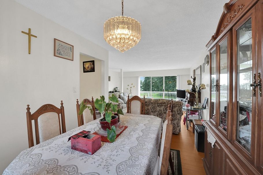 1457 SE Marine Drive Vancouver, BC - 27