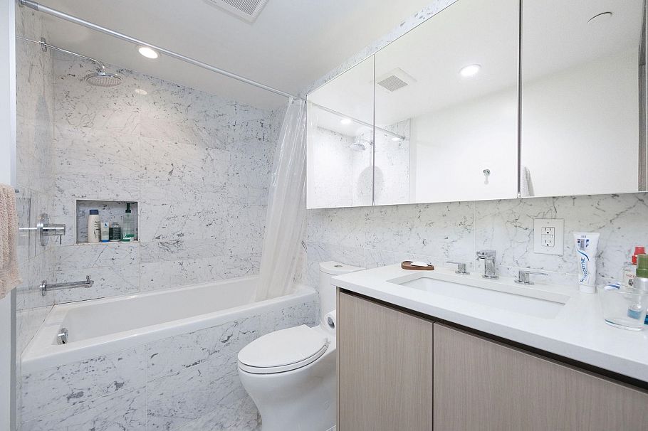 905 1768 Cook Street Vancouver, BC - 13