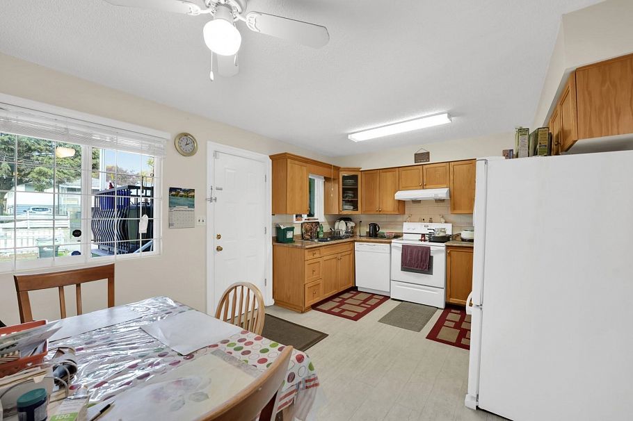 1457 SE Marine Drive Vancouver, BC - 18