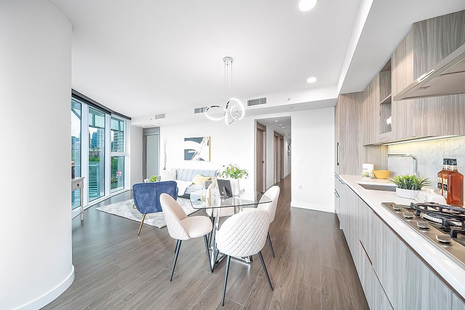 785 87 Nelson Street Vancouver, BC - 10