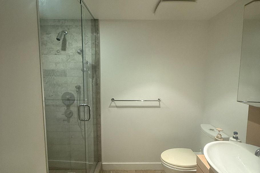 606 5782 Berton Avenue Vancouver, BC - 15