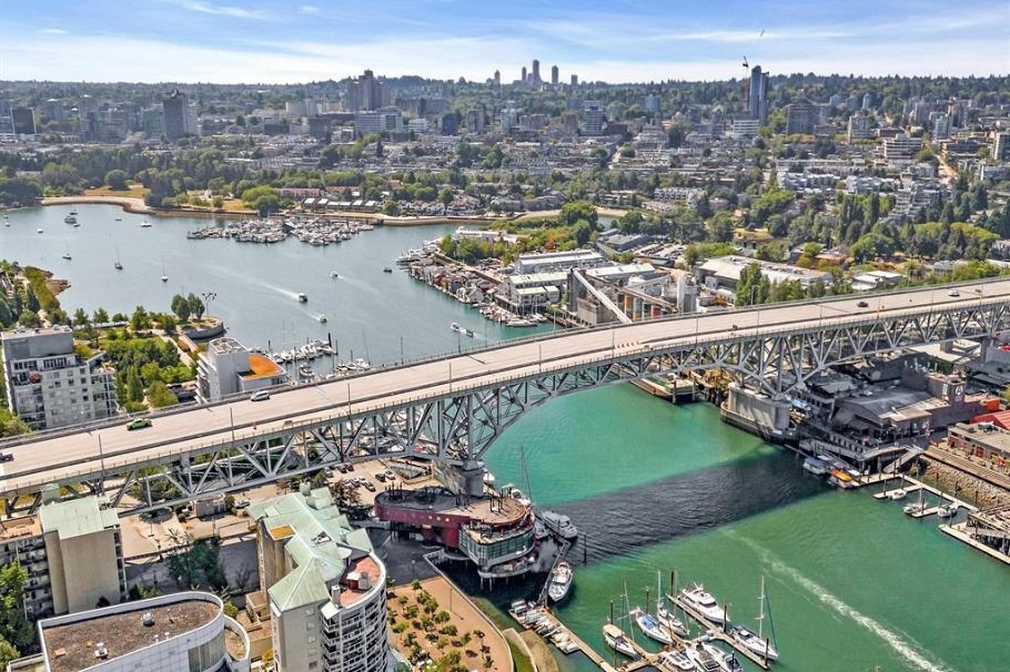 701 1005 Beach Avenue Vancouver, BC - 25