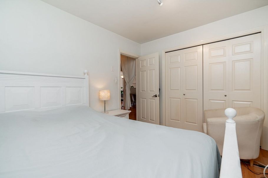 1595 E 36th Avenue Vancouver, BC - 15