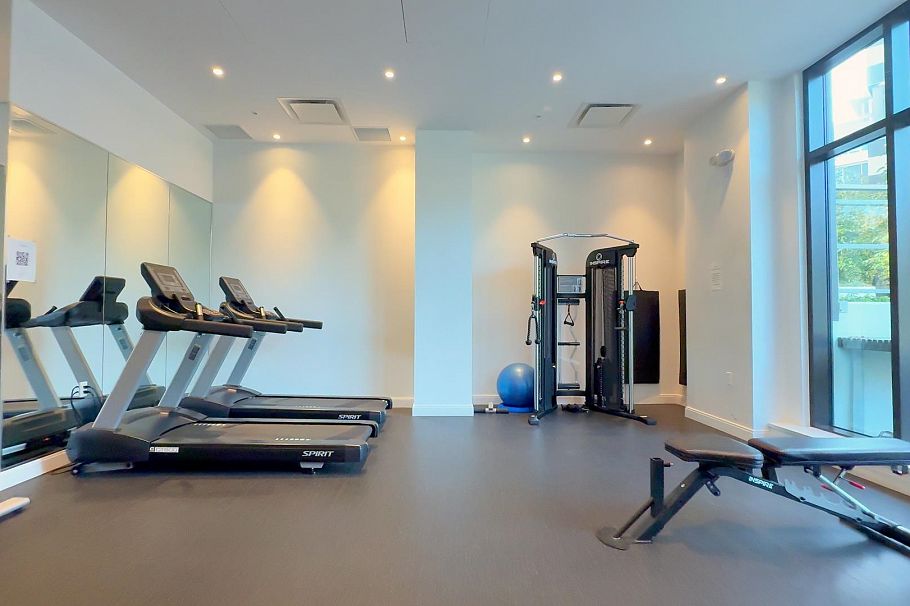 4916 Cambie Street Vancouver, BC - 24