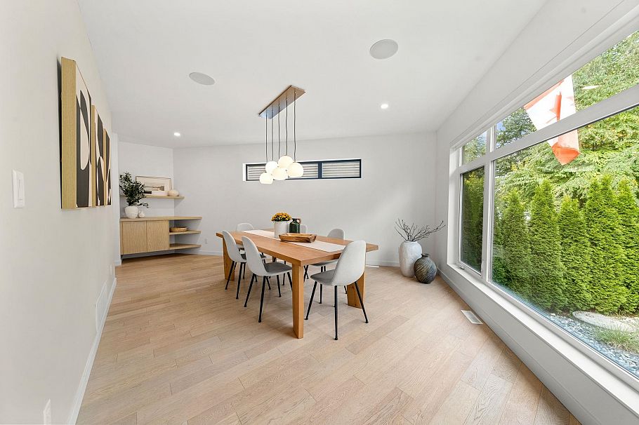 2025 Mackay Avenue North Vancouver, BC - 13