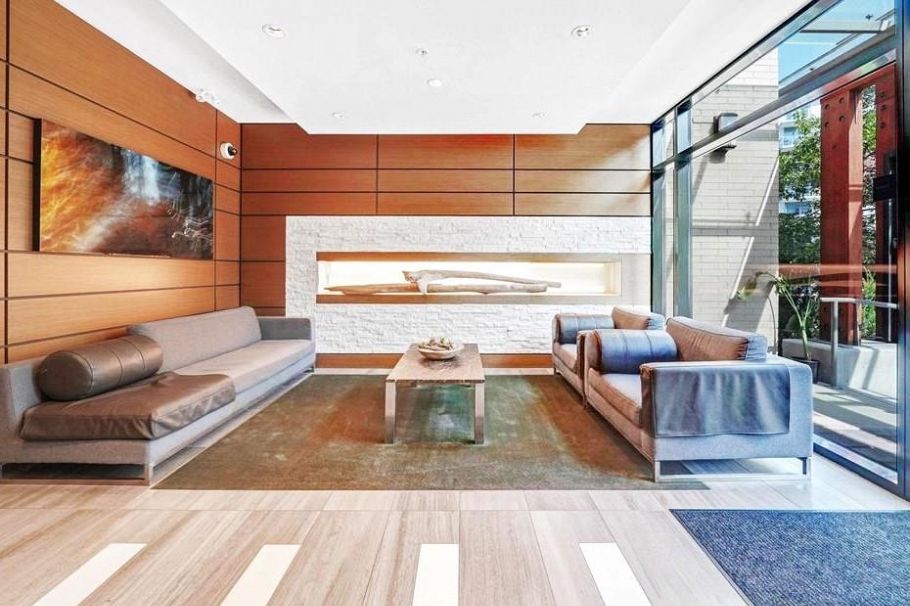 418 3133 Riverwalk Avenue Vancouver, BC - 1