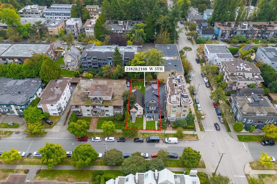 2188 W 5th Avenue Vancouver, BC - 11