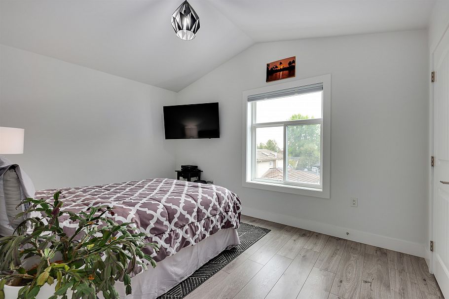 1796 Island Avenue Vancouver, BC - 18