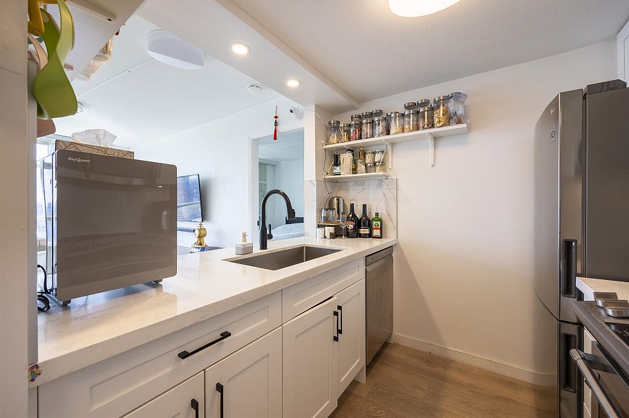 2508 438 Seymour Street Vancouver, BC - 6