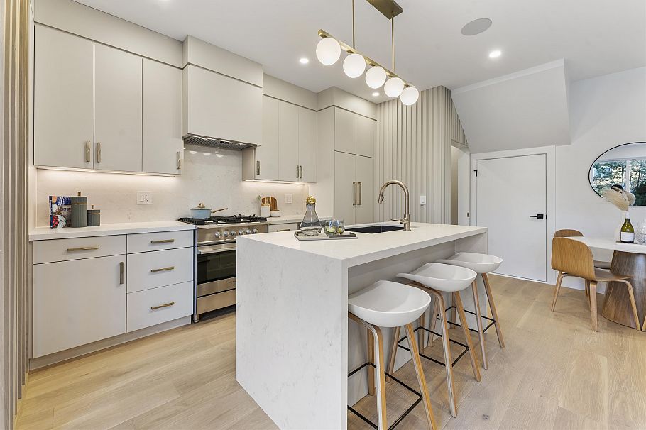 1 2138 W 48th Avenue Vancouver, BC - 4