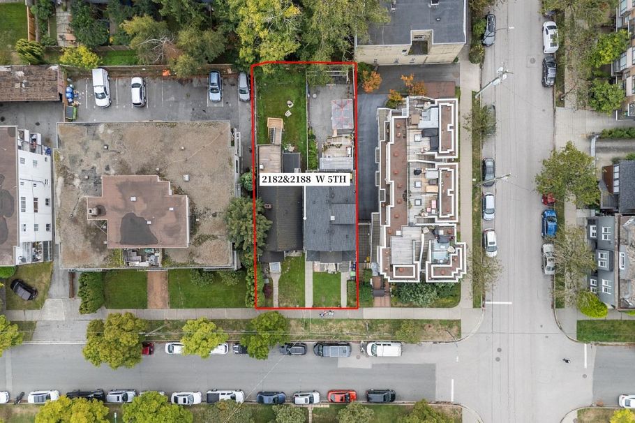 2188 W 5th Avenue Vancouver, BC - 10
