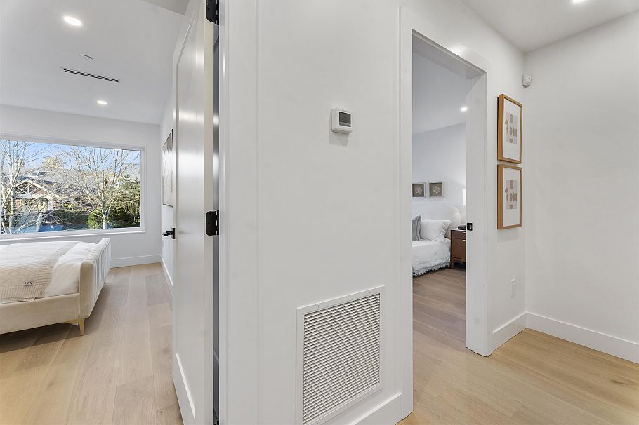 1 2138 W 48th Avenue Vancouver, BC - 13