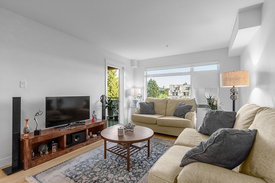 406 1519 Crown Street North Vancouver, BC - 6