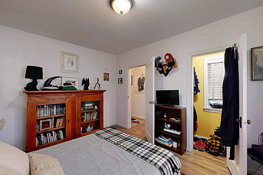 228 E 26th Avenue Vancouver, BC - 16