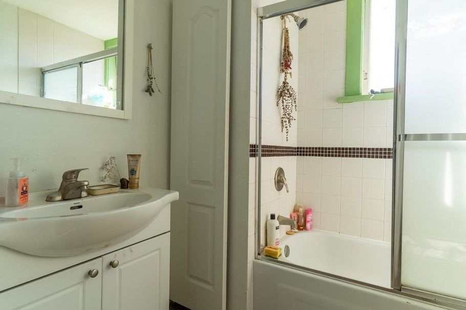 3347 W 8th Avenue Vancouver, BC - 6