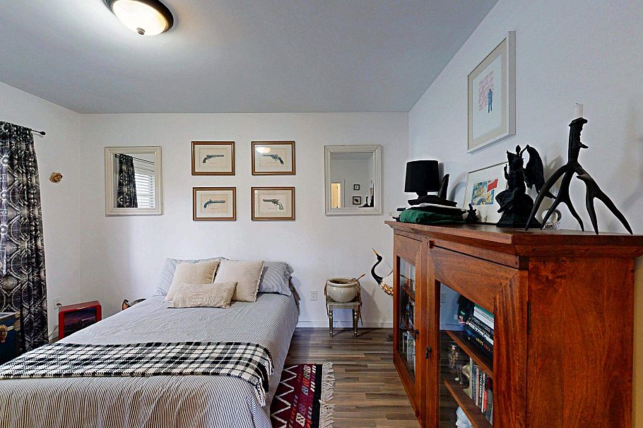 228 E 26th Avenue Vancouver, BC - 15