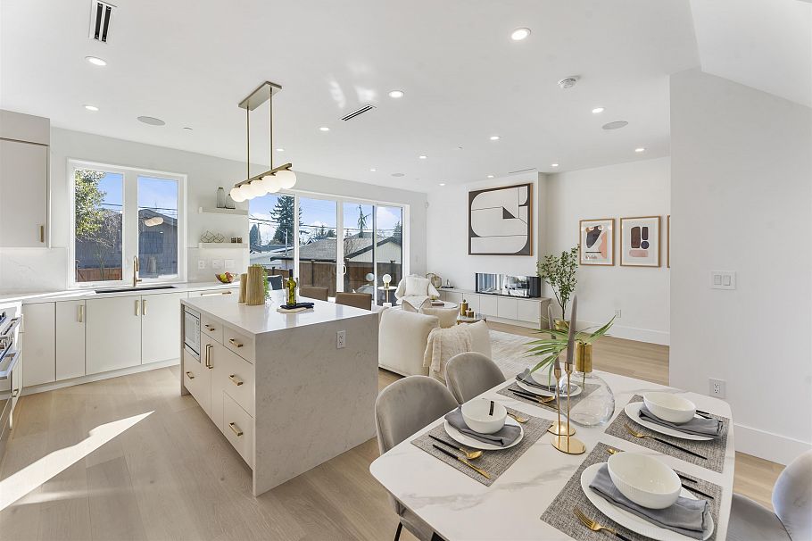 2 2138 W 48th Avenue Vancouver, BC - 8