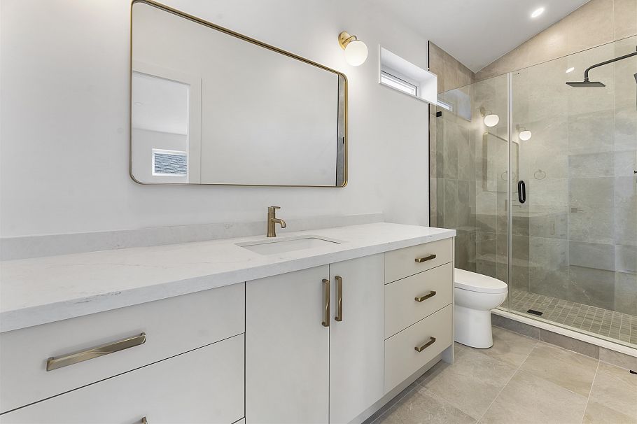 2 2138 W 48th Avenue Vancouver, BC - 18