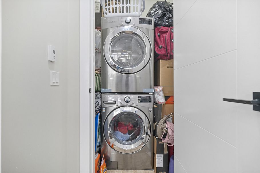 6414 Chester Street Vancouver, BC - 1