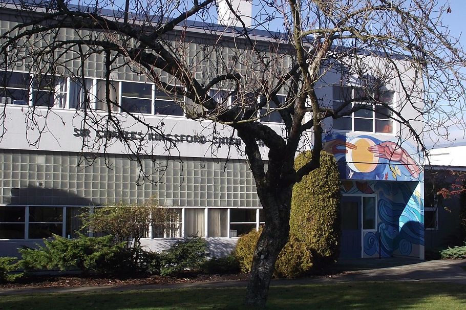 2350 E 49th Avenue Vancouver, BC - 31