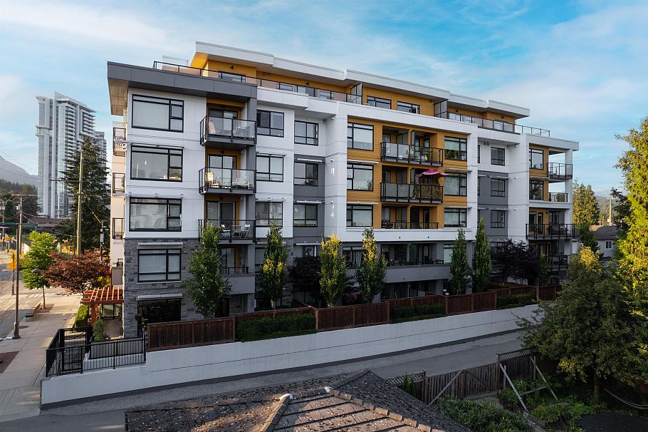 406 1519 Crown Street North Vancouver, BC - 27