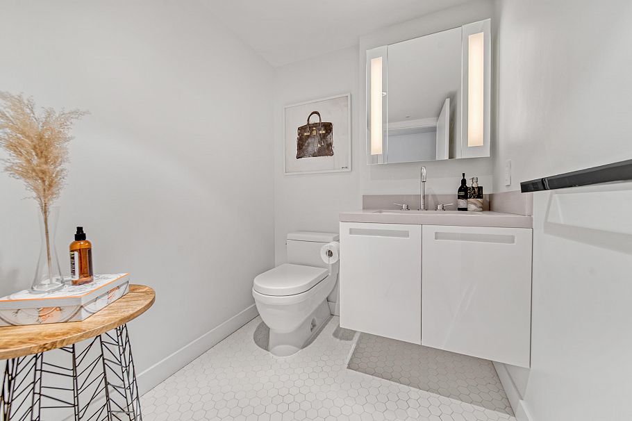 PH7 188 Keefer Street Vancouver, BC - 14