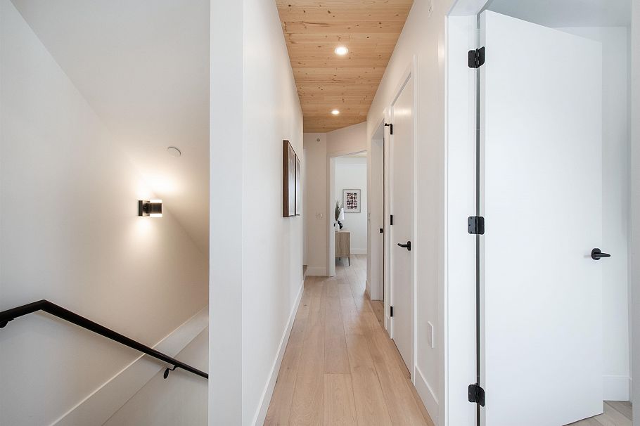 4150 Columbia Street Vancouver, BC - 19